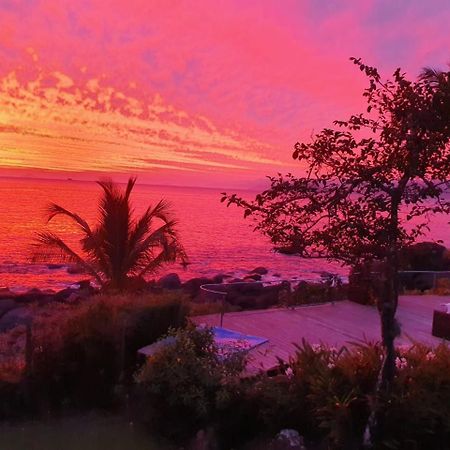 Villa Sol-Lua Bangalo Com Uso Exclusivo Da Piscina Ilhabela Esterno foto