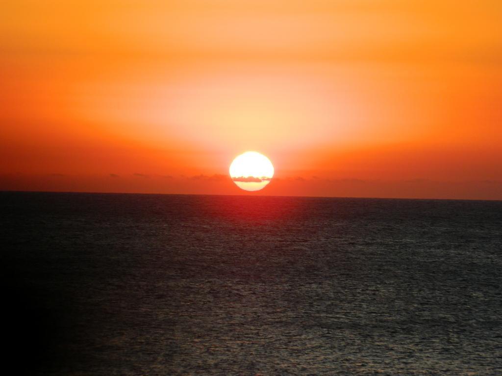 Villa Sol-Lua Bangalo Com Uso Exclusivo Da Piscina Ilhabela Esterno foto