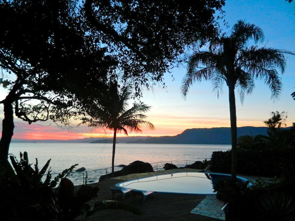 Villa Sol-Lua Bangalo Com Uso Exclusivo Da Piscina Ilhabela Esterno foto